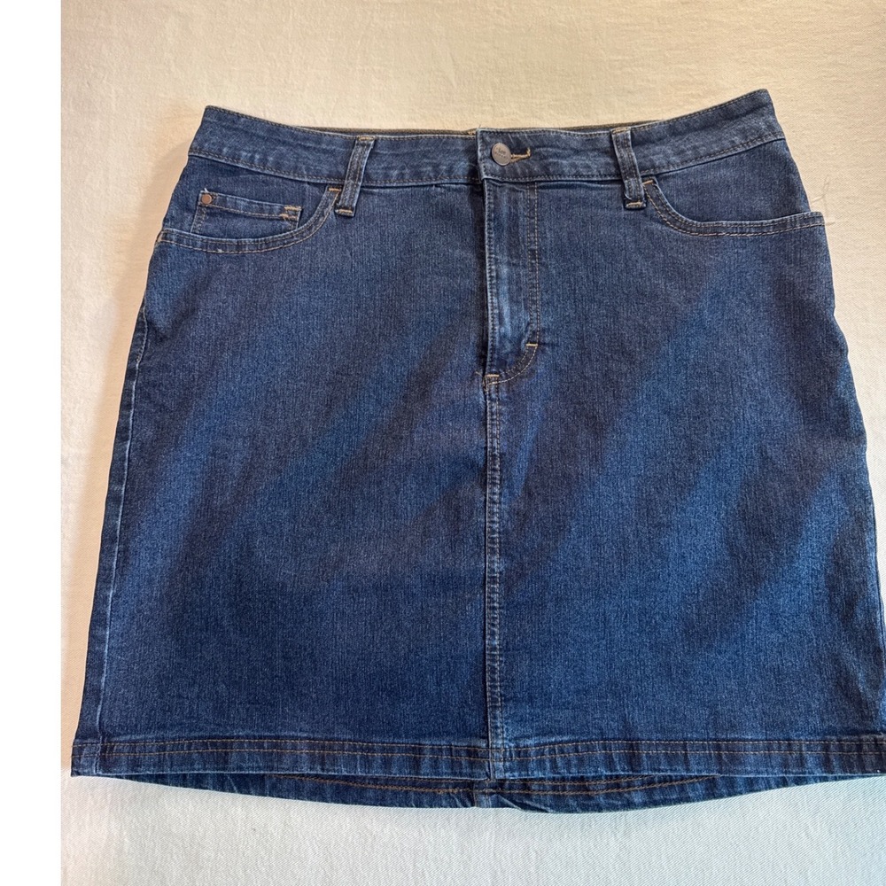 Lee Riders Midrise Denim Skirt Dark Wash Blue Stretch Size 16M